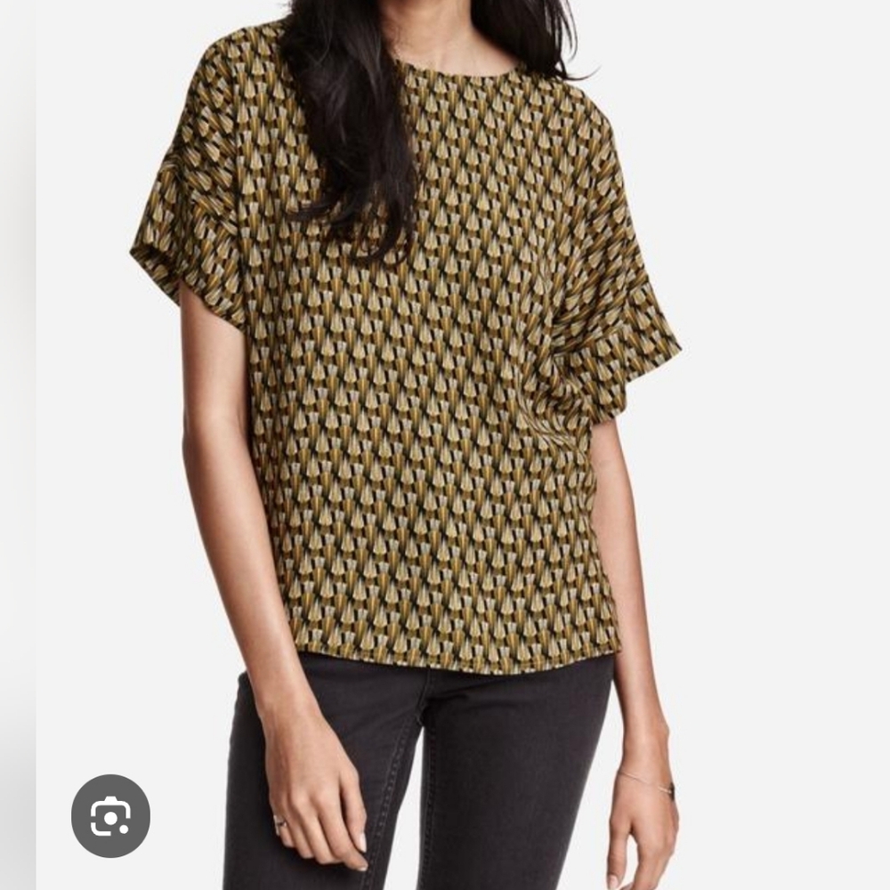 H&M size 12 Geometric Print Casual Contemporary‎ Relaxed Fit Top Black Tan